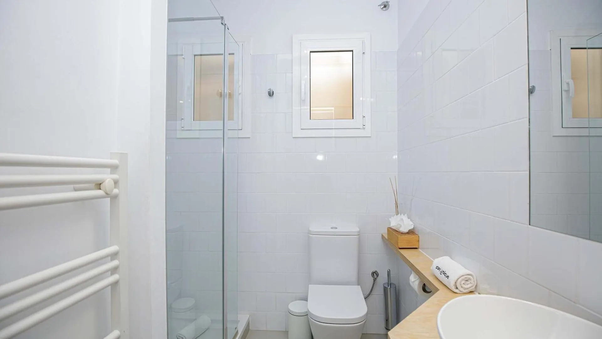 Stay U-Nique Apartment Provenca III Barcelona 0*,